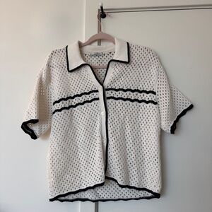 Abercrombie & Fitch White and Black Button Down Shirt